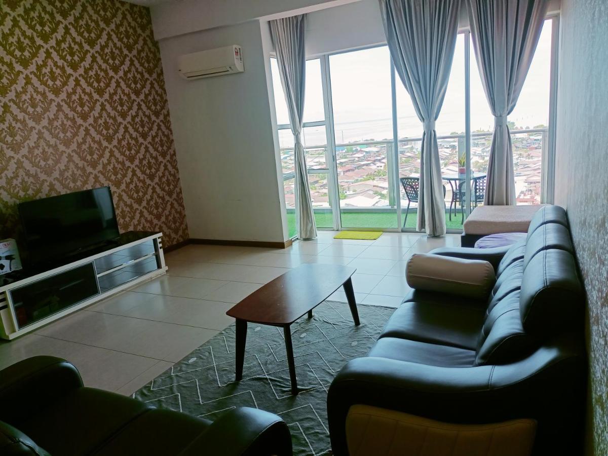 High Level Seaview Apartment *
