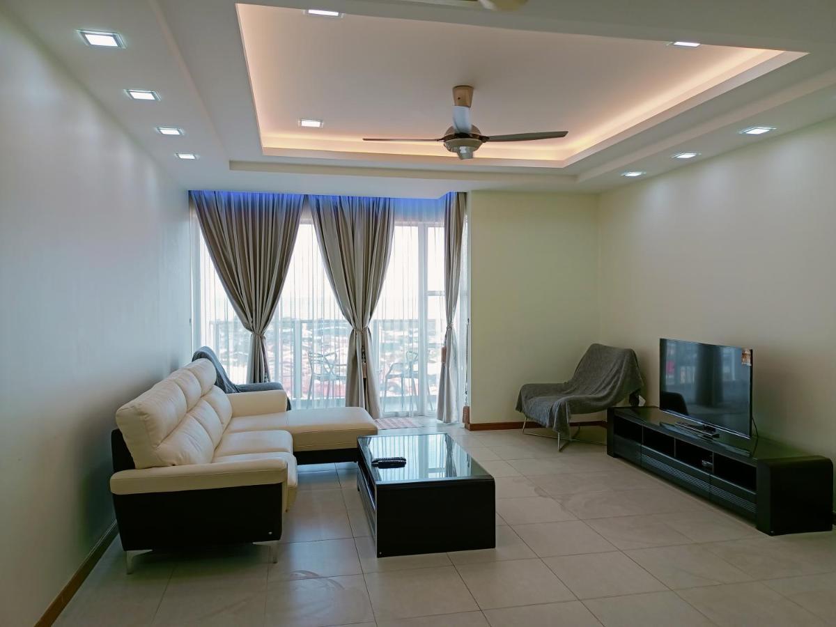 Apartment High Level Seaview
