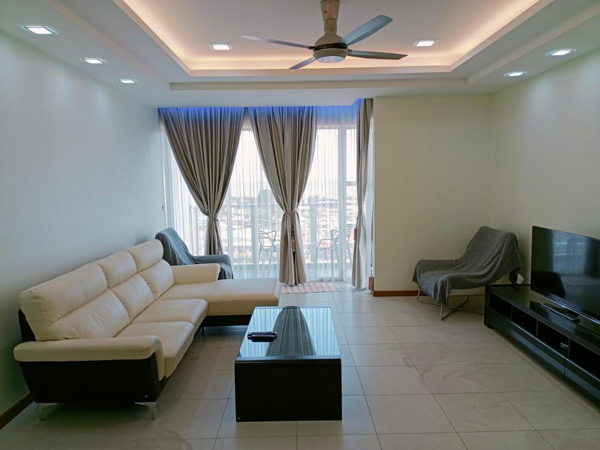 Apartment High Level Seaview