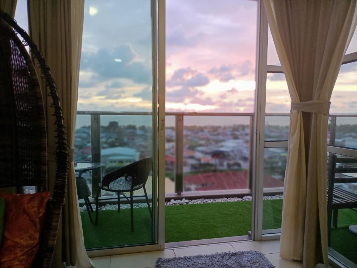 High Level Seaview Apartment