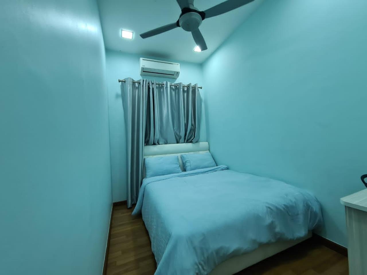 Apartment High Level Seaview *