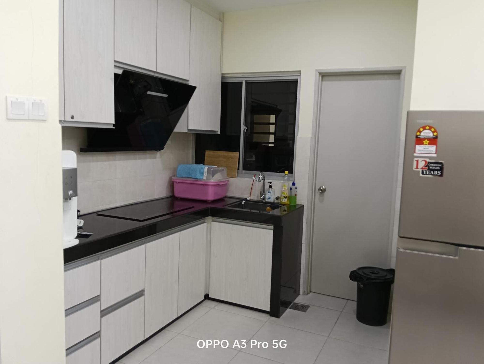 High Level Seaview Apartment *