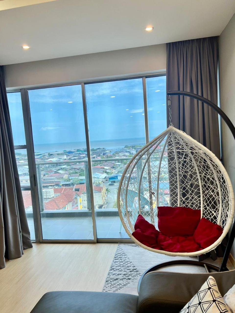 High Level Seaview *